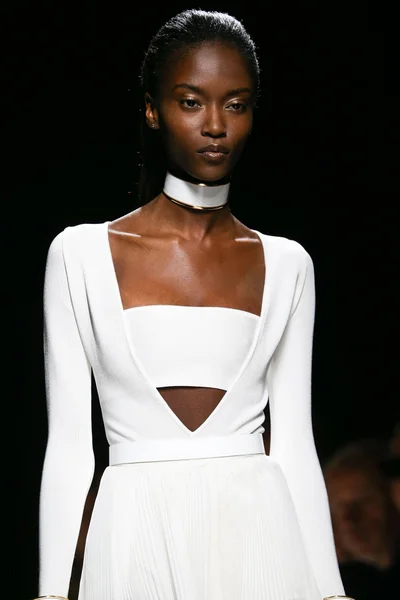 Look 1